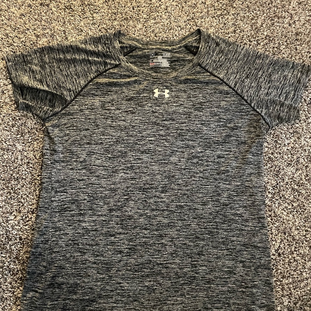 Under Armour Black and Gray Heather HeatGear Short Sleeve Tee